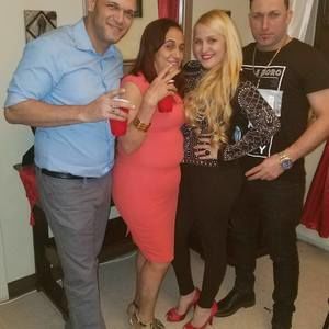 Meet your Posher, Rubia